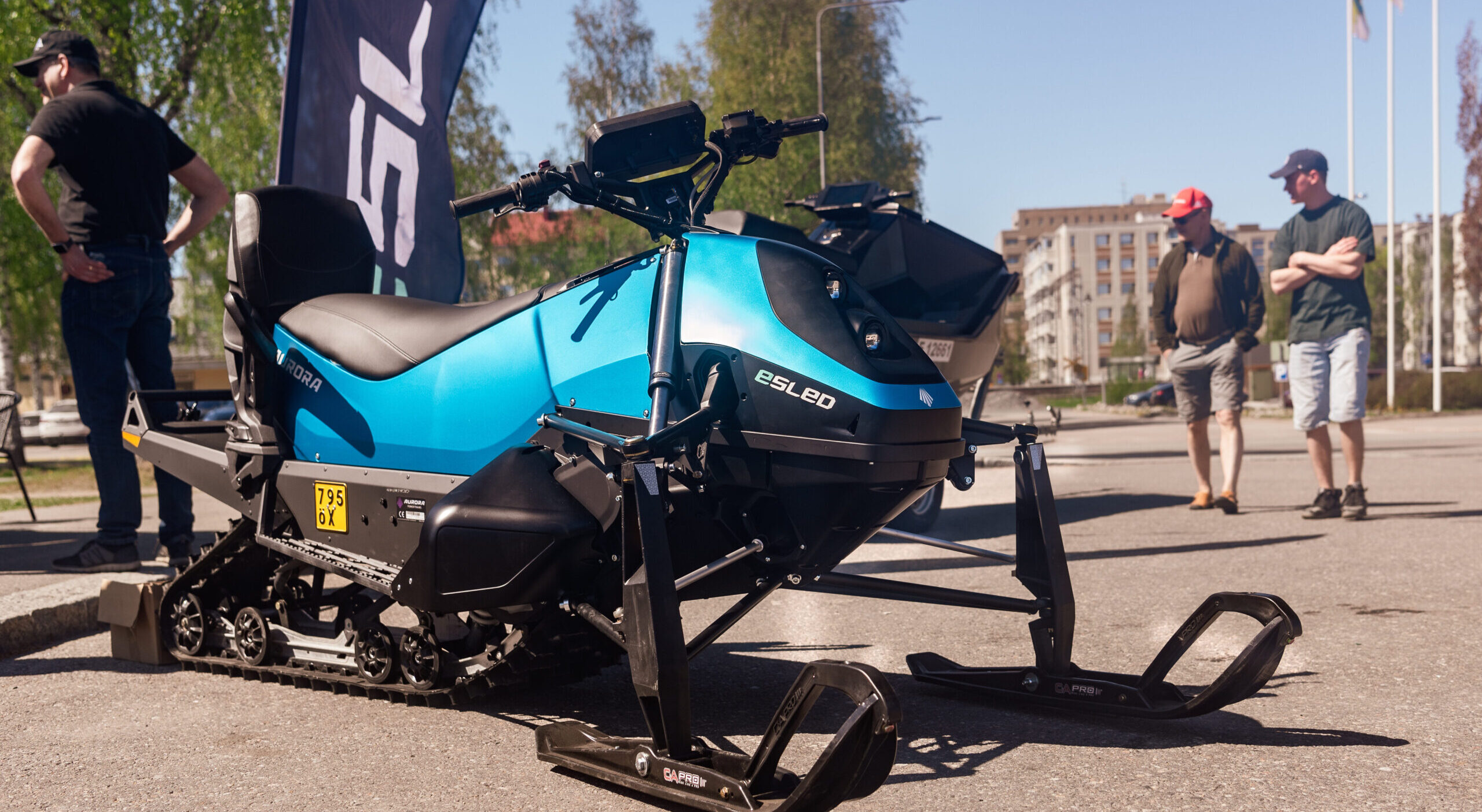 Mikkelin kesän avauksessa 7.6. esillä sähköveneitä, moottorikelkkoja ja vesijettejä – kaikki paikallista osaamista